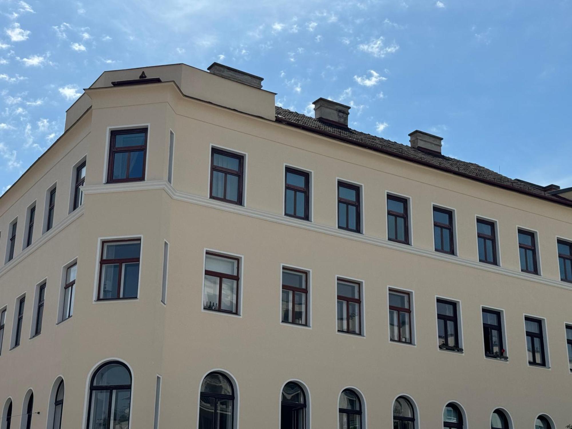 City Life Apartment! Виена Екстериор снимка
